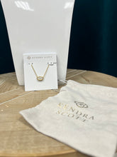 Load image into Gallery viewer, Kendra Scott Grayson Pendant Necklace in Ivory Mother of Pearl
