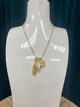 Load image into Gallery viewer, Dolly Parton x Kendra Scott Ari Charm Necklace
