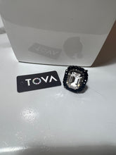 Load image into Gallery viewer, TOVA Jaimi ring in Smutt
