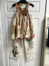 Load image into Gallery viewer, Paper Rose Halter Tank Top Size Small

