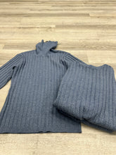 Load image into Gallery viewer, Carré Noir Blue Turtleneck Sweater Size XS
