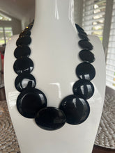 Load image into Gallery viewer, ZENZII Black mat beaded bracelet ￼
