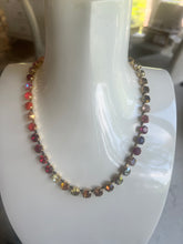 Load image into Gallery viewer, Tova Oakland necklace in flamingo mix
