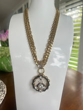 Load image into Gallery viewer, Tova rock the Peace necklace
