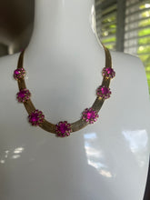 Load image into Gallery viewer, Tova Kristen necklace in fuchsia Matt
