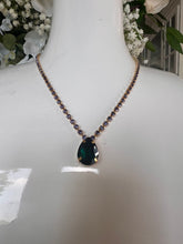 Load image into Gallery viewer, Tova Millie Necklace in Amethyst Emerald
