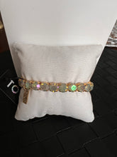 Load image into Gallery viewer, Tova Oakland Stretch Bracelet In White Opal Glimmer
