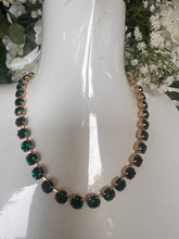Load image into Gallery viewer, Tova Oakland in Emerald Green
