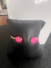 Load image into Gallery viewer, Tova Charlottesville Cuff in Cushion Cuff Fairy Dust Ultra Fuchsia
