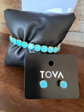 Load image into Gallery viewer, Tova Oakland Studs in Summer Blue
