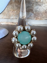 Load image into Gallery viewer, Tova Twiggy Plus Ring in ultra Mint &amp; Pearl Ring
