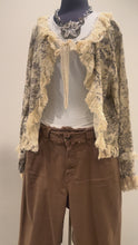 Load and play video in Gallery viewer, A Rare Bird Kimono OS 0-14
