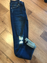 Load image into Gallery viewer, KanCan Skinny Jean

